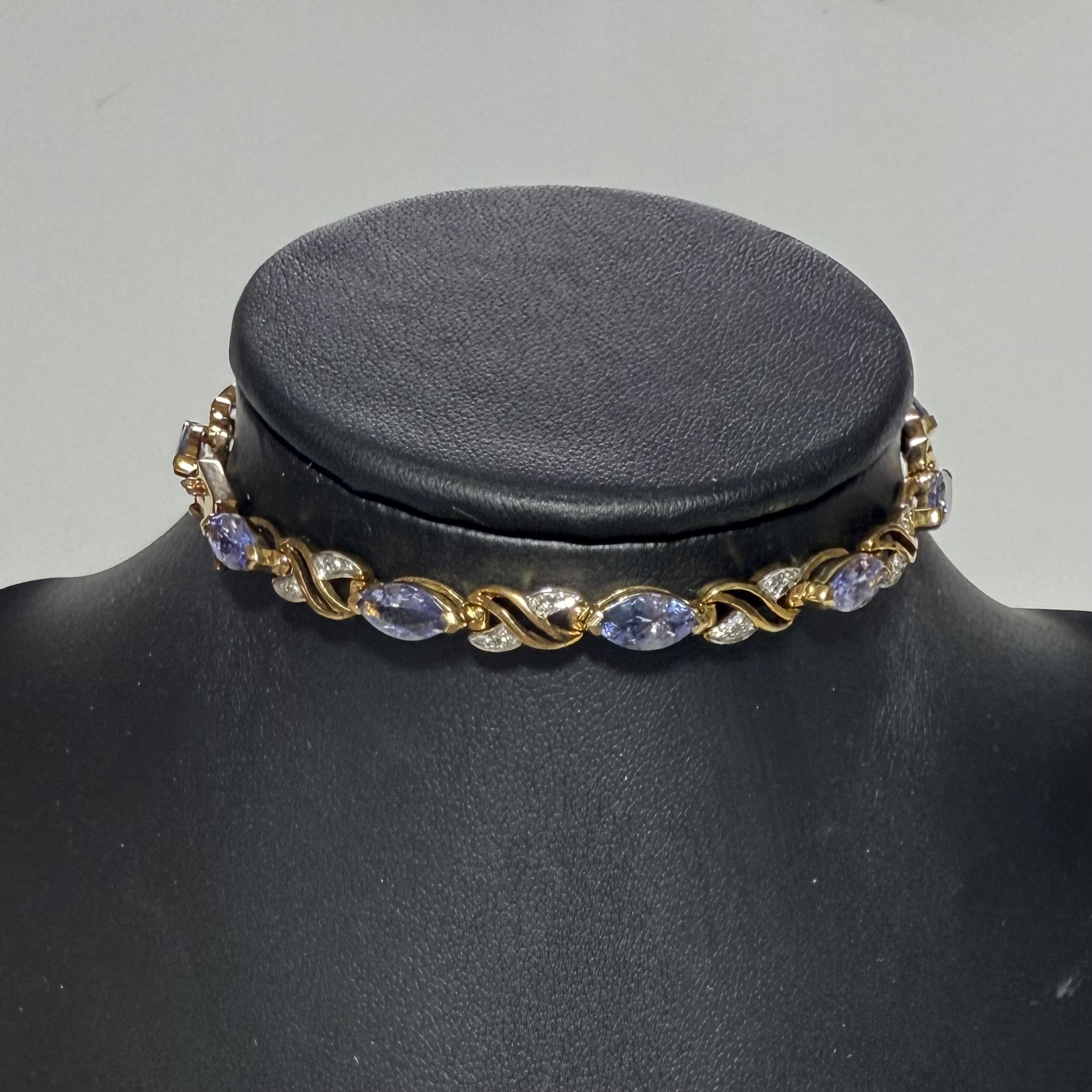 9ct Gold Tanzanite and Diamond Tennis Line Bracelet